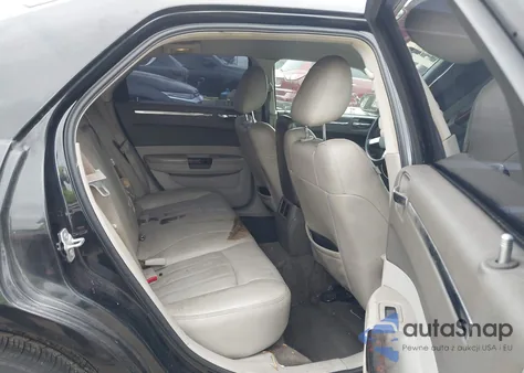 2008 Chrysler 300C Hemi z USA, uszkodzony, nr VIN 2C3LA63H48H108163